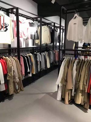 35000件品牌服裝低至5元！大興大型倉庫特賣引爆服裝批發熱潮